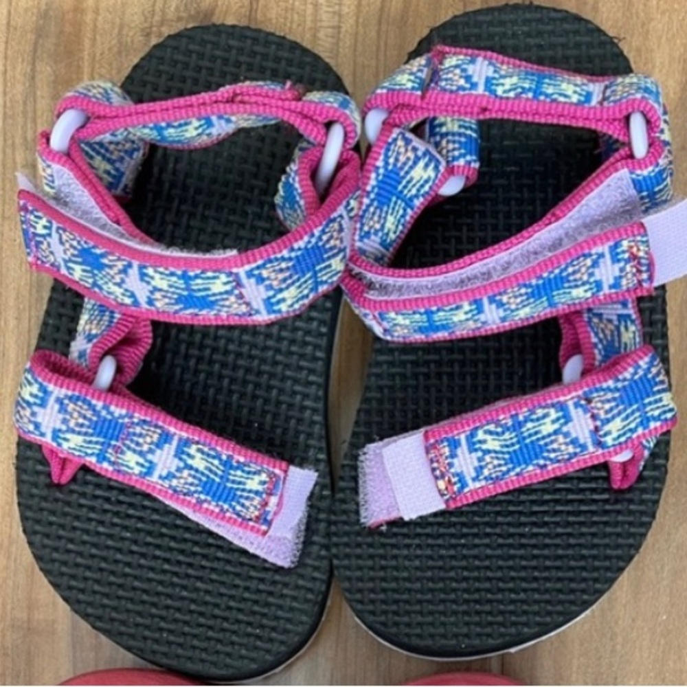 Teva Butterfly sandals